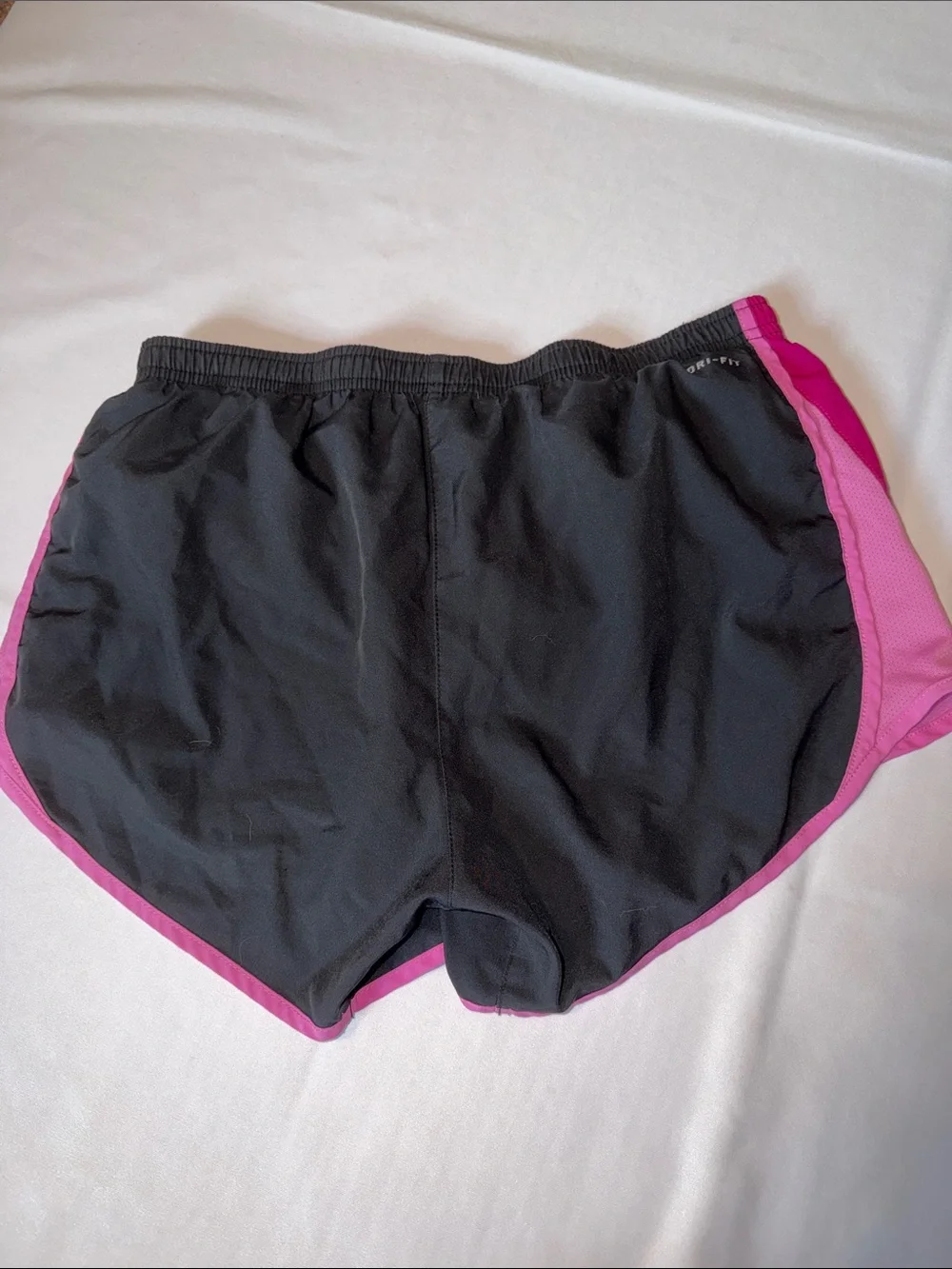 Nike Black & Pink Women's Running Athletic Shorts Size Small